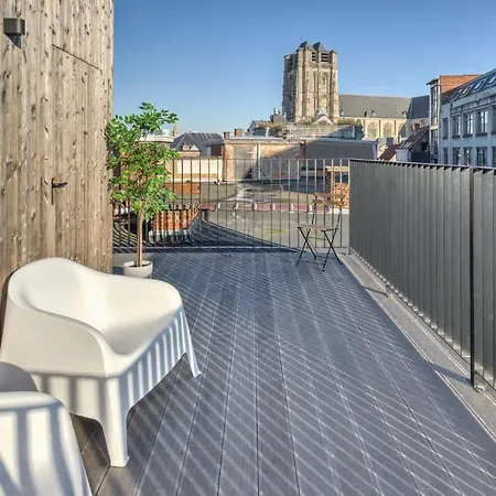 With Rooftop Terrace In The Heart Of Apartamento